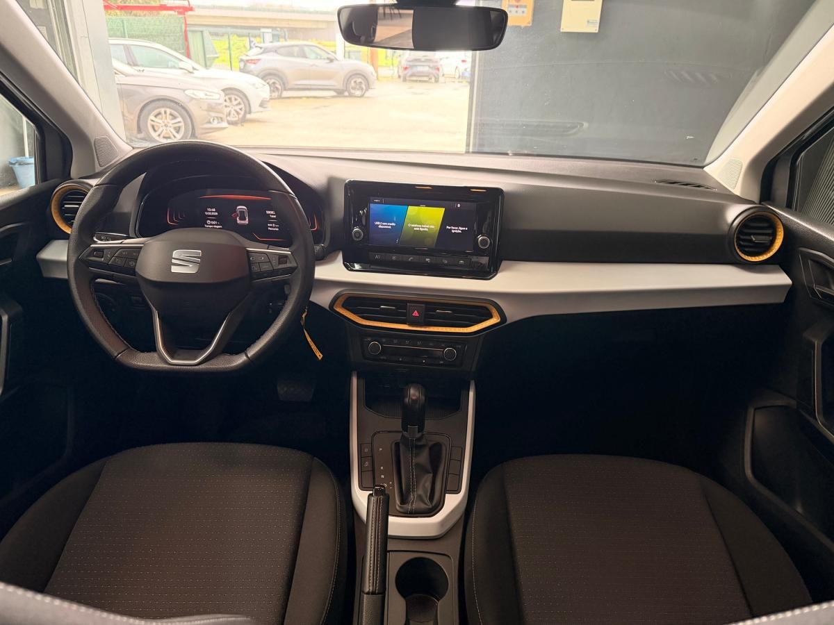 seat-arona-2023-gasolina-999cc