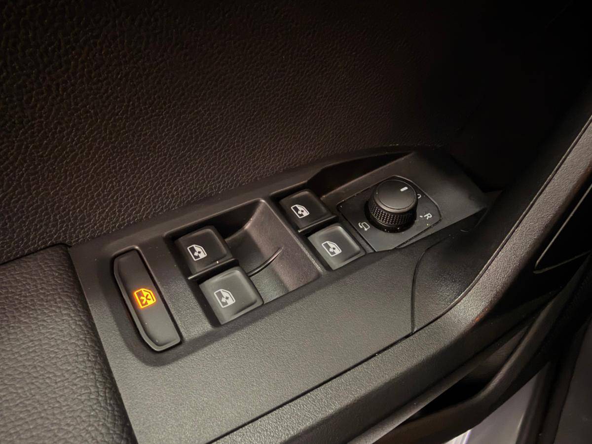 seat-arona-2023-gasolina-999cc