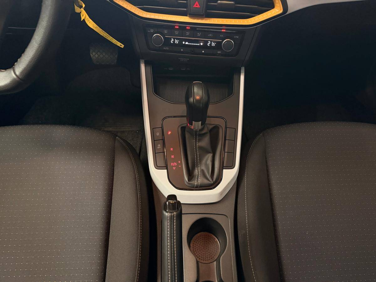 seat-arona-2023-gasolina-999cc
