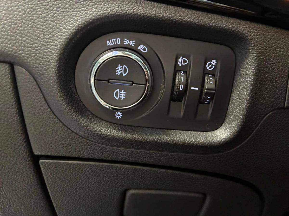 opel-astra-sport-tourer-2019-gasolina-999cc