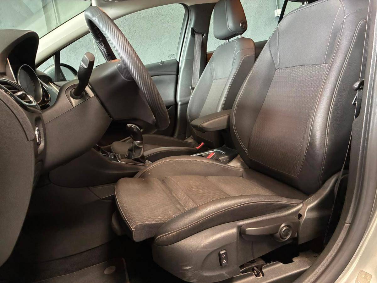 opel-astra-sport-tourer-2019-gasolina-999cc