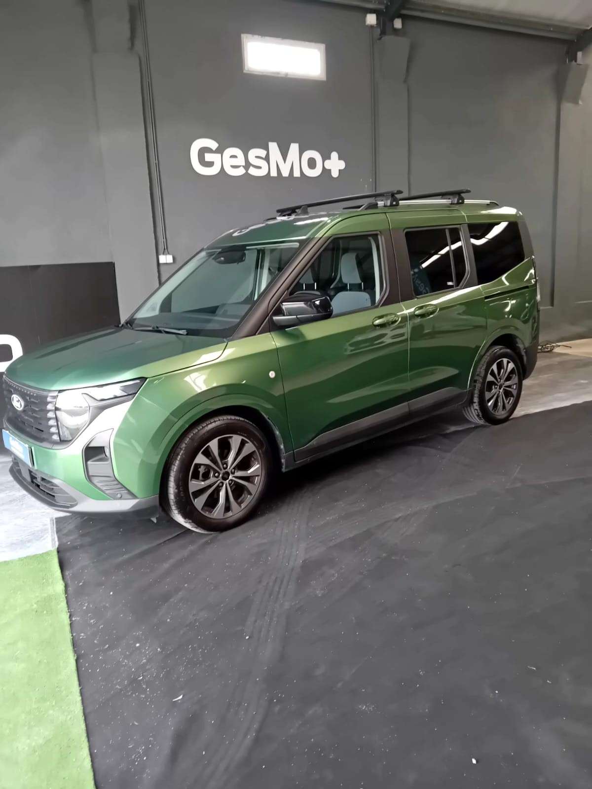 ford-tourneo-courier-2024-gasolina-998cc