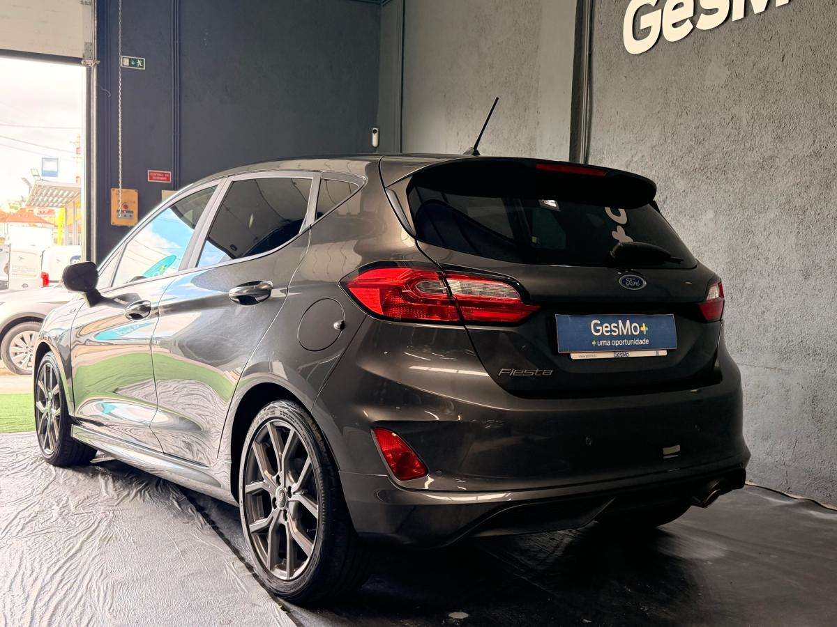 ford-fiesta-2023-gasolina-998cc