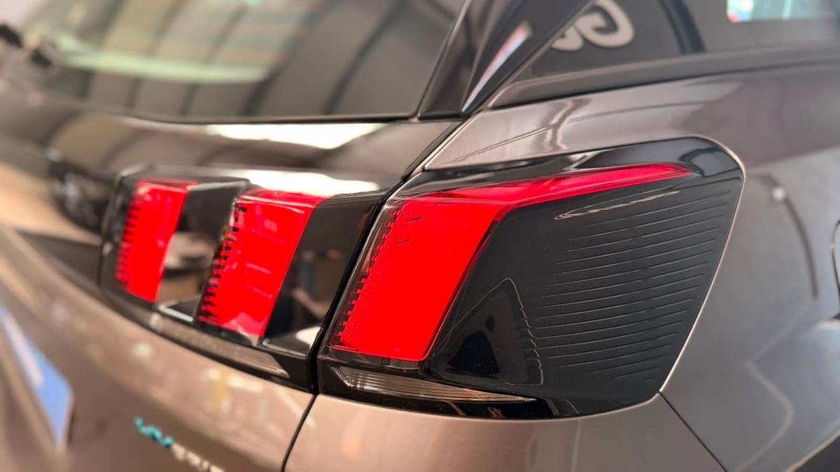peugeot-3008-2023-hibrido-a-gasolina-1598cc