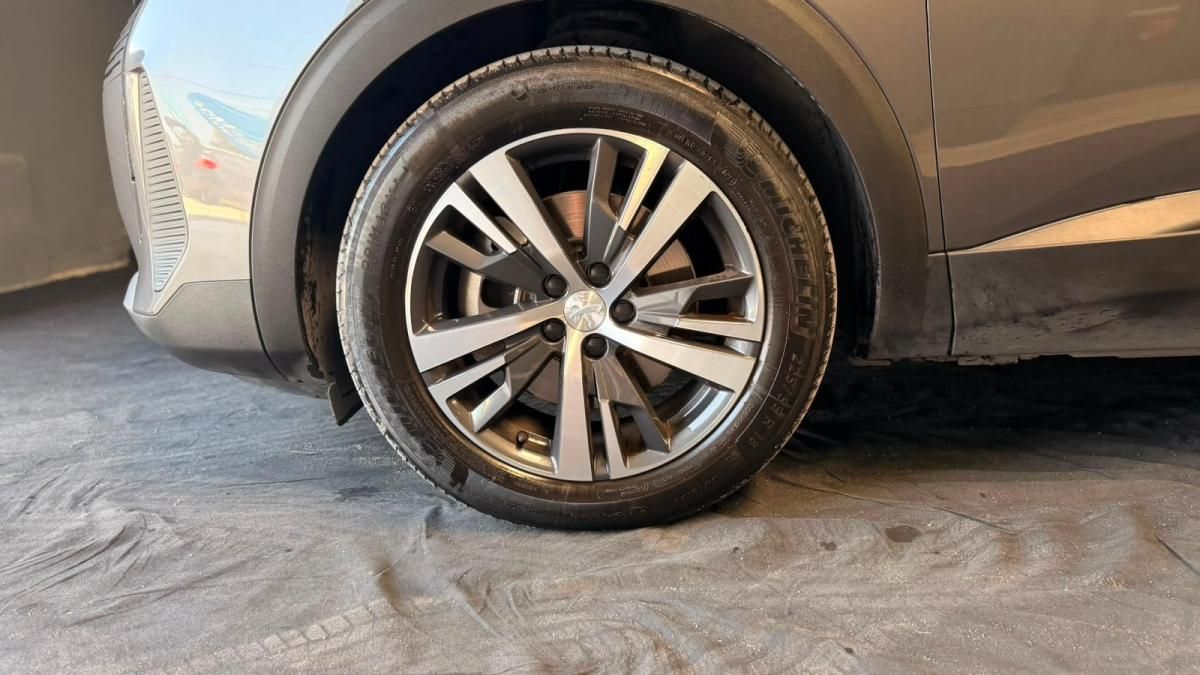 peugeot-3008-2023-hibrido-a-gasolina-1598cc