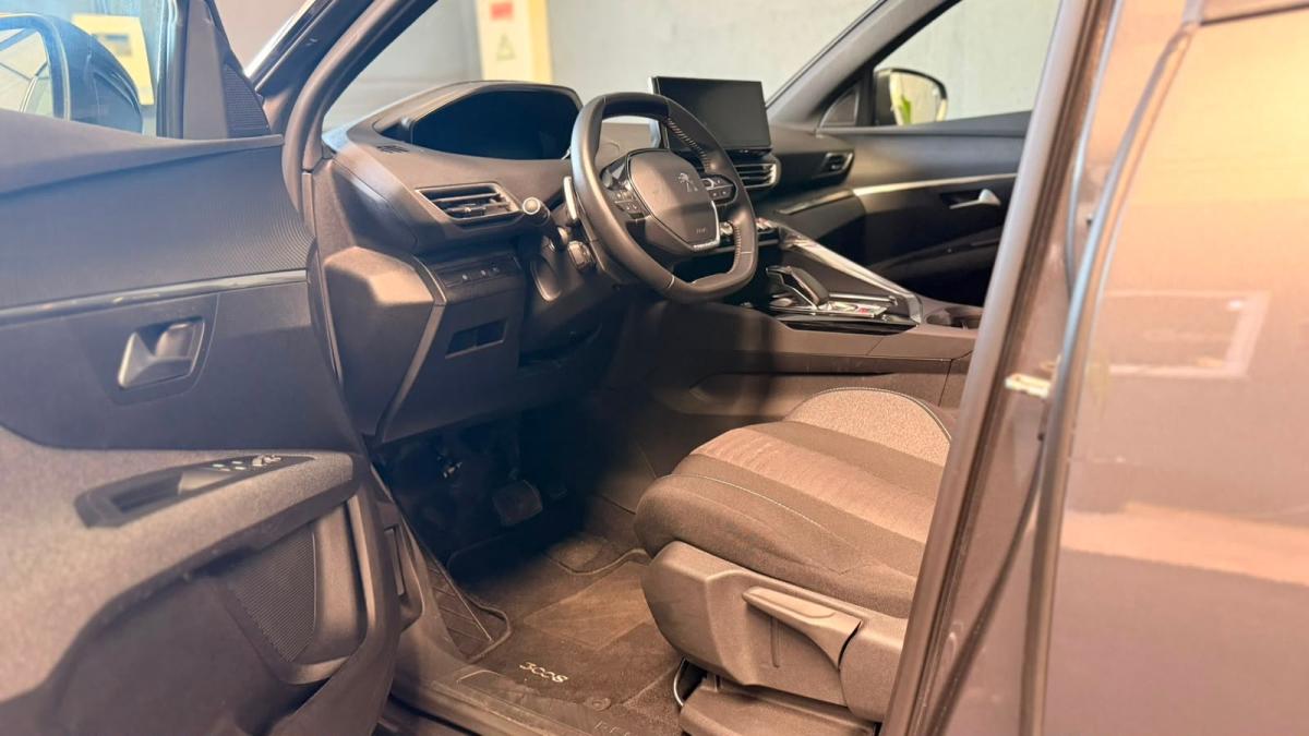 peugeot-3008-2023-hibrido-a-gasolina-1598cc