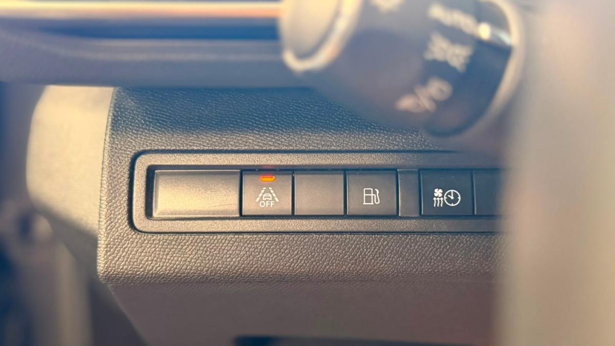 peugeot-3008-2023-hibrido-a-gasolina-1598cc