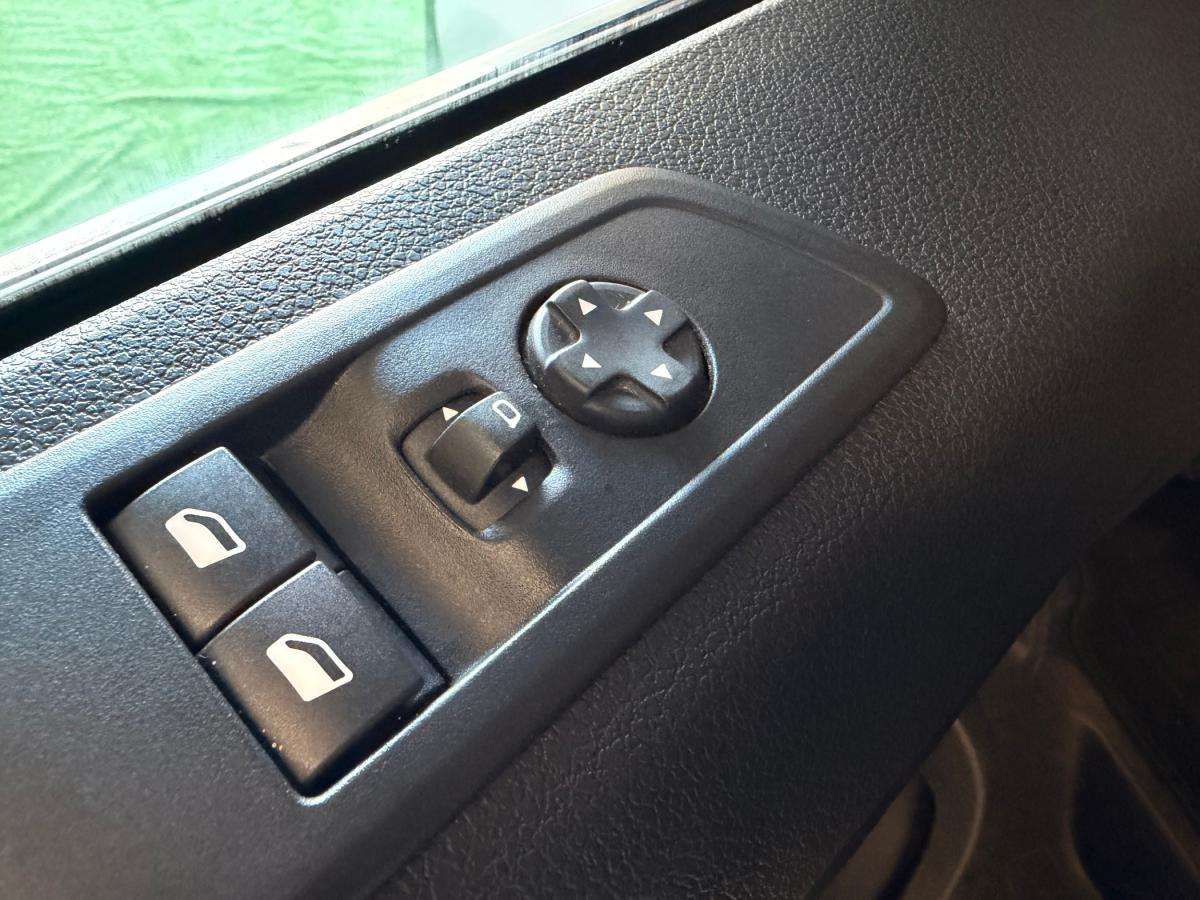 opel-vivaro-2024-diesel-1499cc