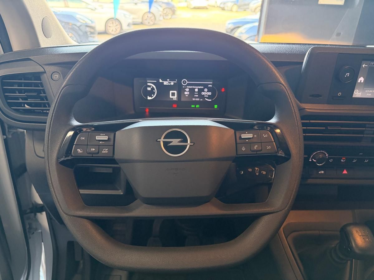 opel-vivaro-2024-diesel-1499cc