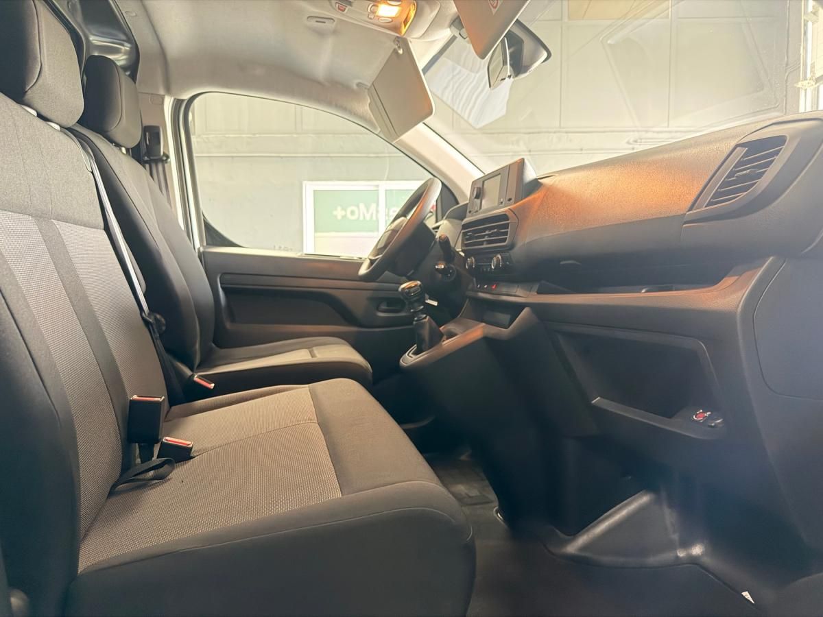 opel-vivaro-2024-diesel-1499cc
