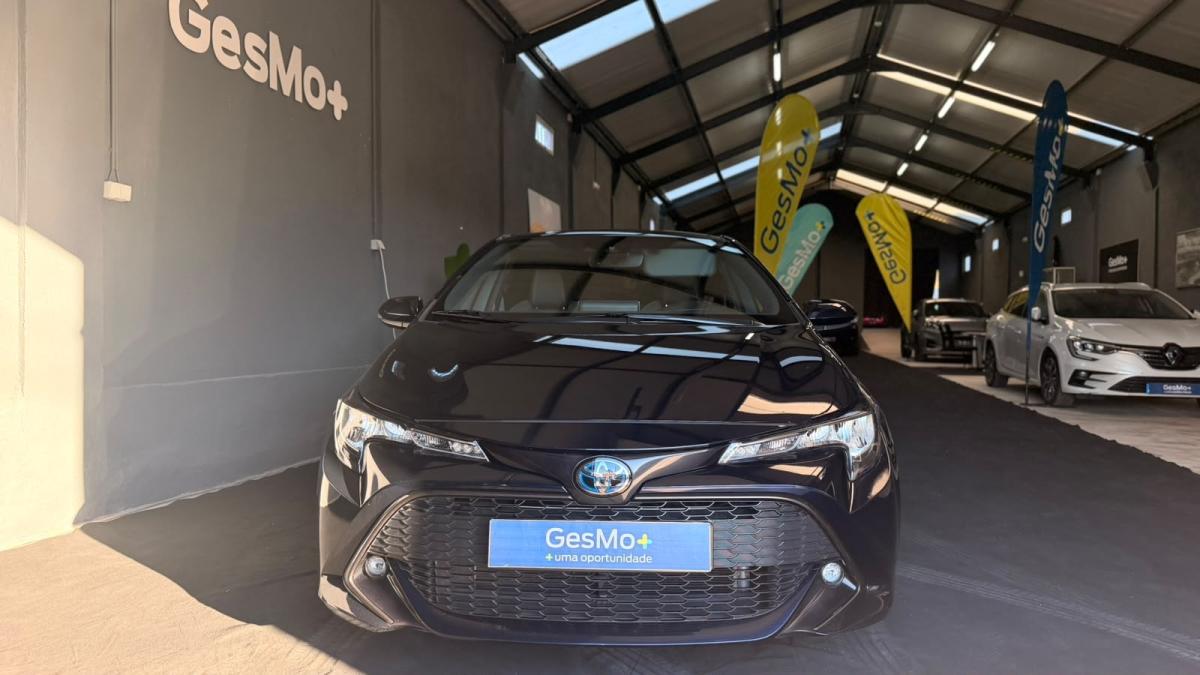toyota-corolla-2021-hibrido-a-gasolina-1798cc