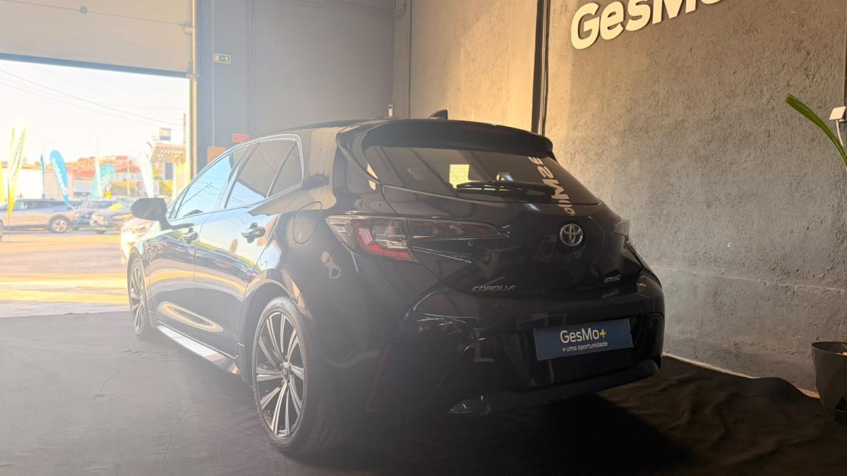 toyota-corolla-2021-hibrido-a-gasolina-1798cc
