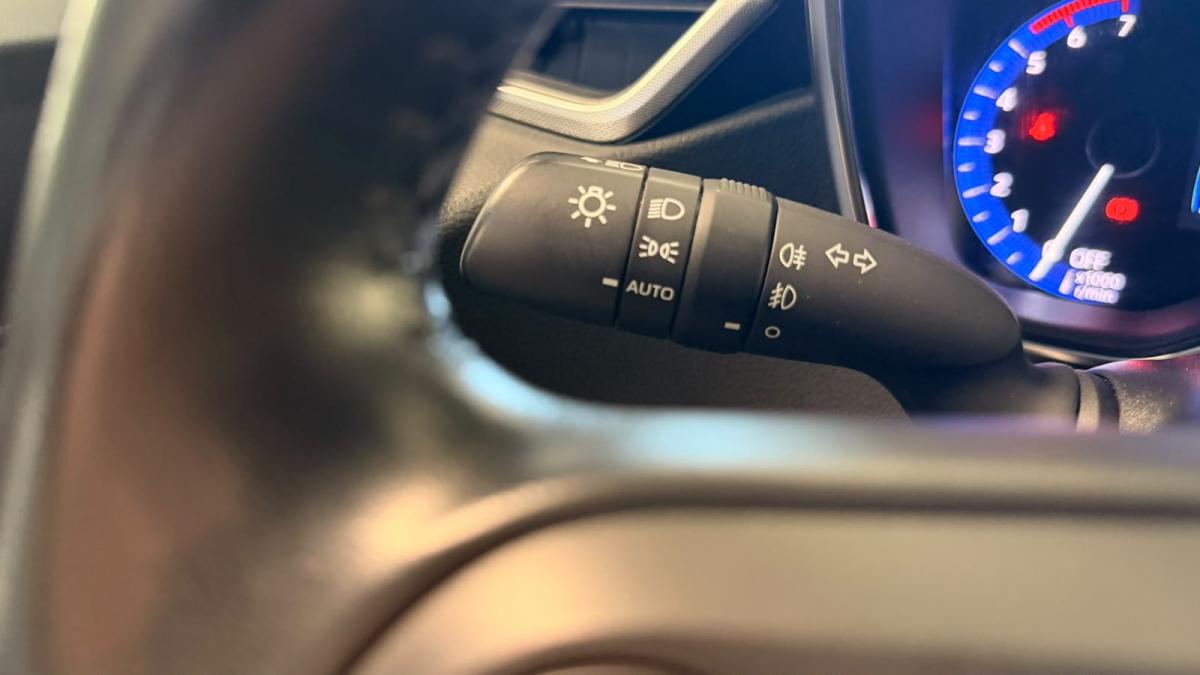 toyota-corolla-2021-hibrido-a-gasolina-1798cc
