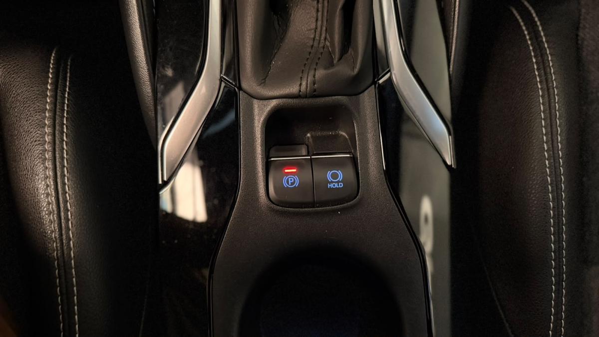 toyota-corolla-2021-hibrido-a-gasolina-1798cc