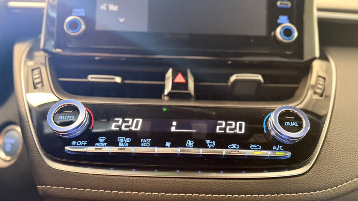 toyota-corolla-2021-hibrido-a-gasolina-1798cc