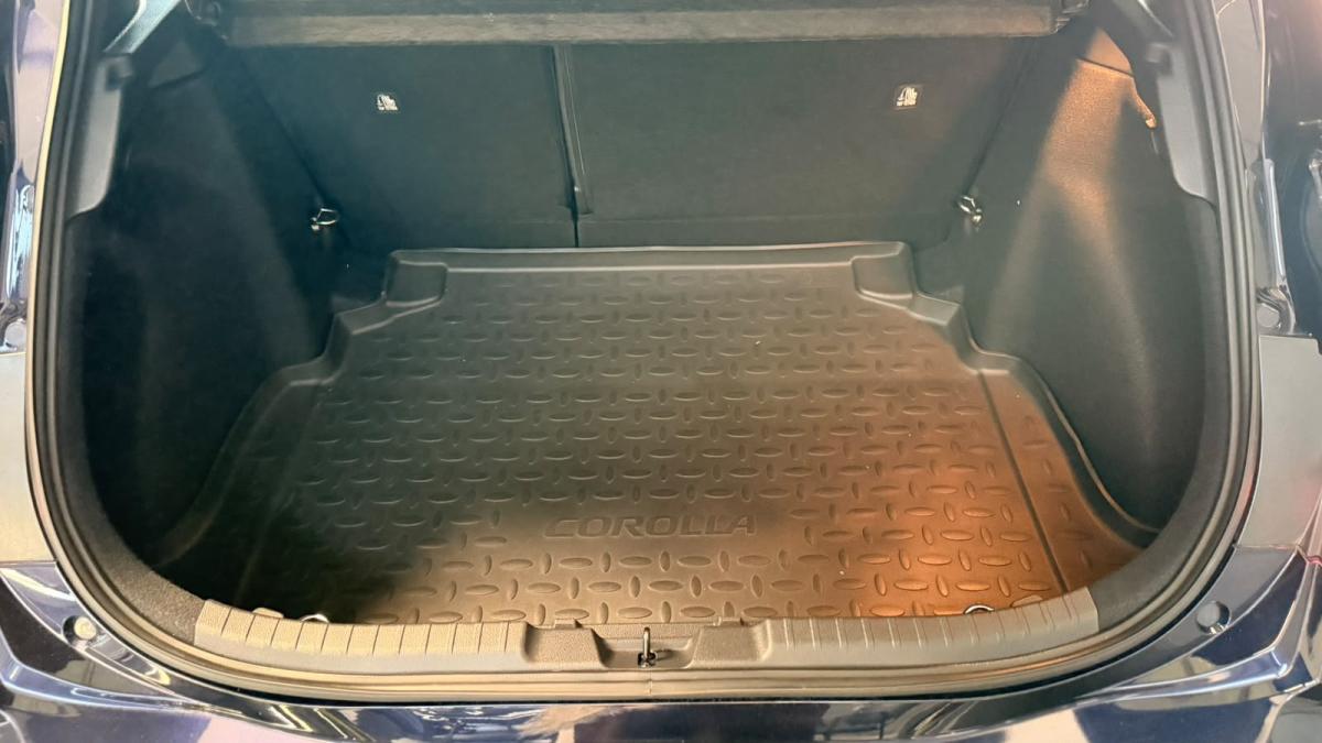 toyota-corolla-2021-hibrido-a-gasolina-1798cc