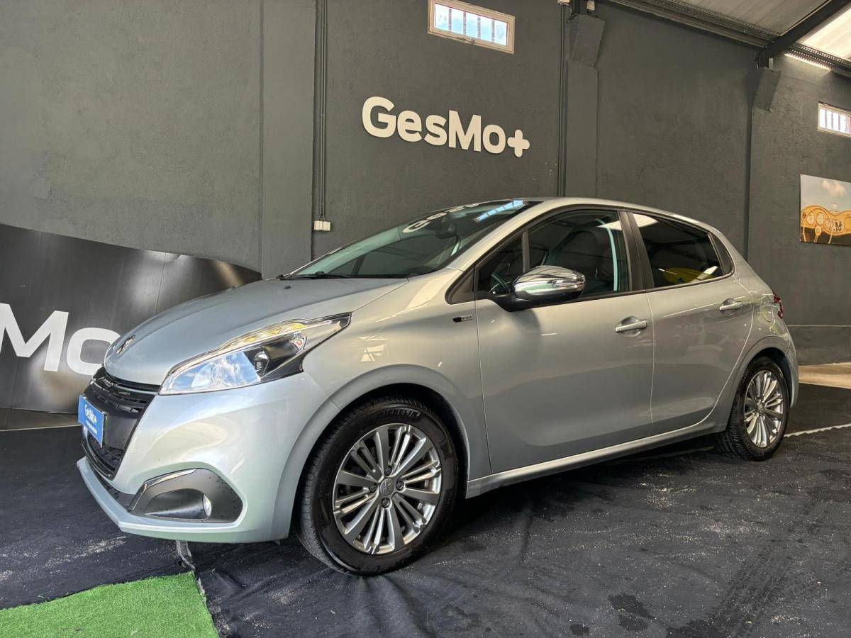 peugeot-208-2017-gasolina-1199cc