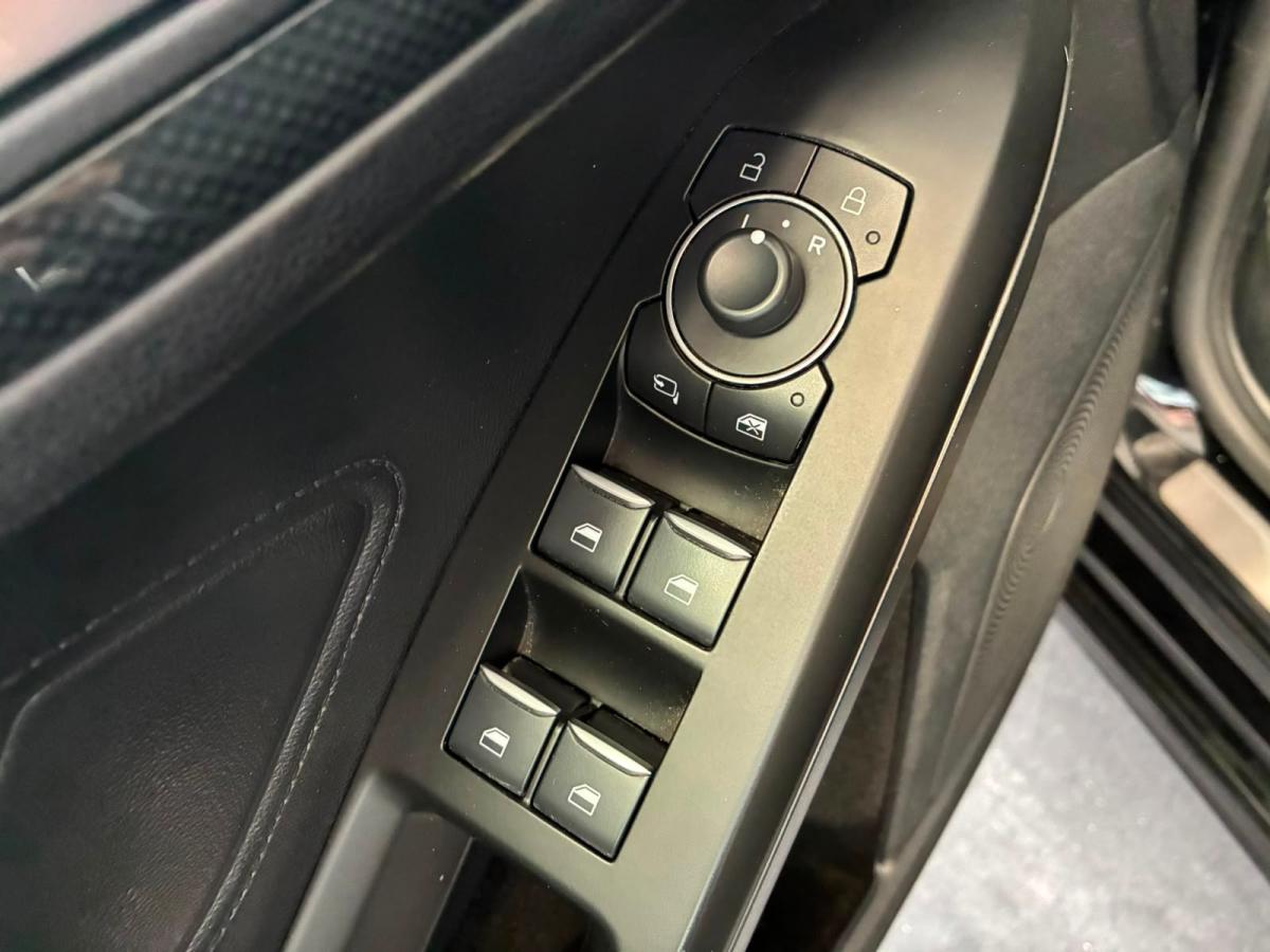 ford-focus-2023-gasolina-998cc