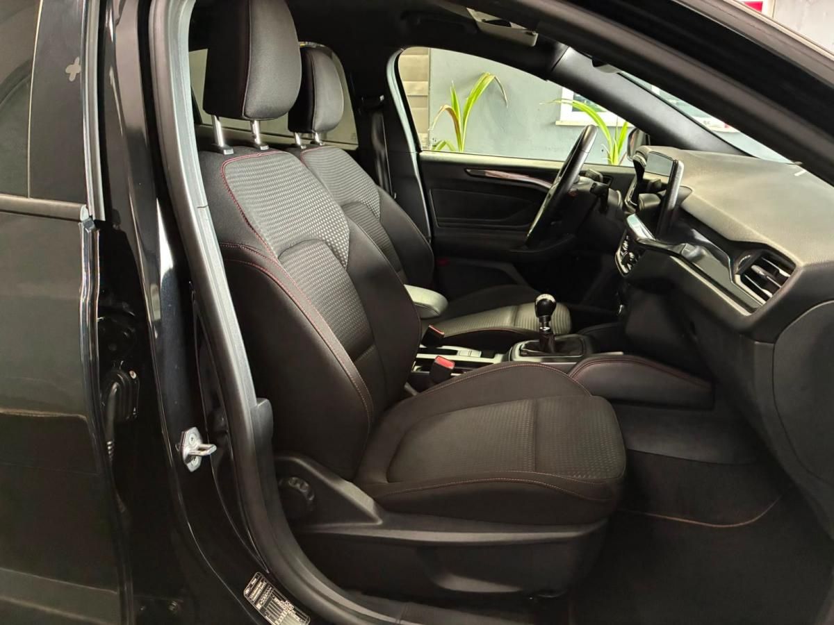 ford-focus-2023-gasolina-998cc
