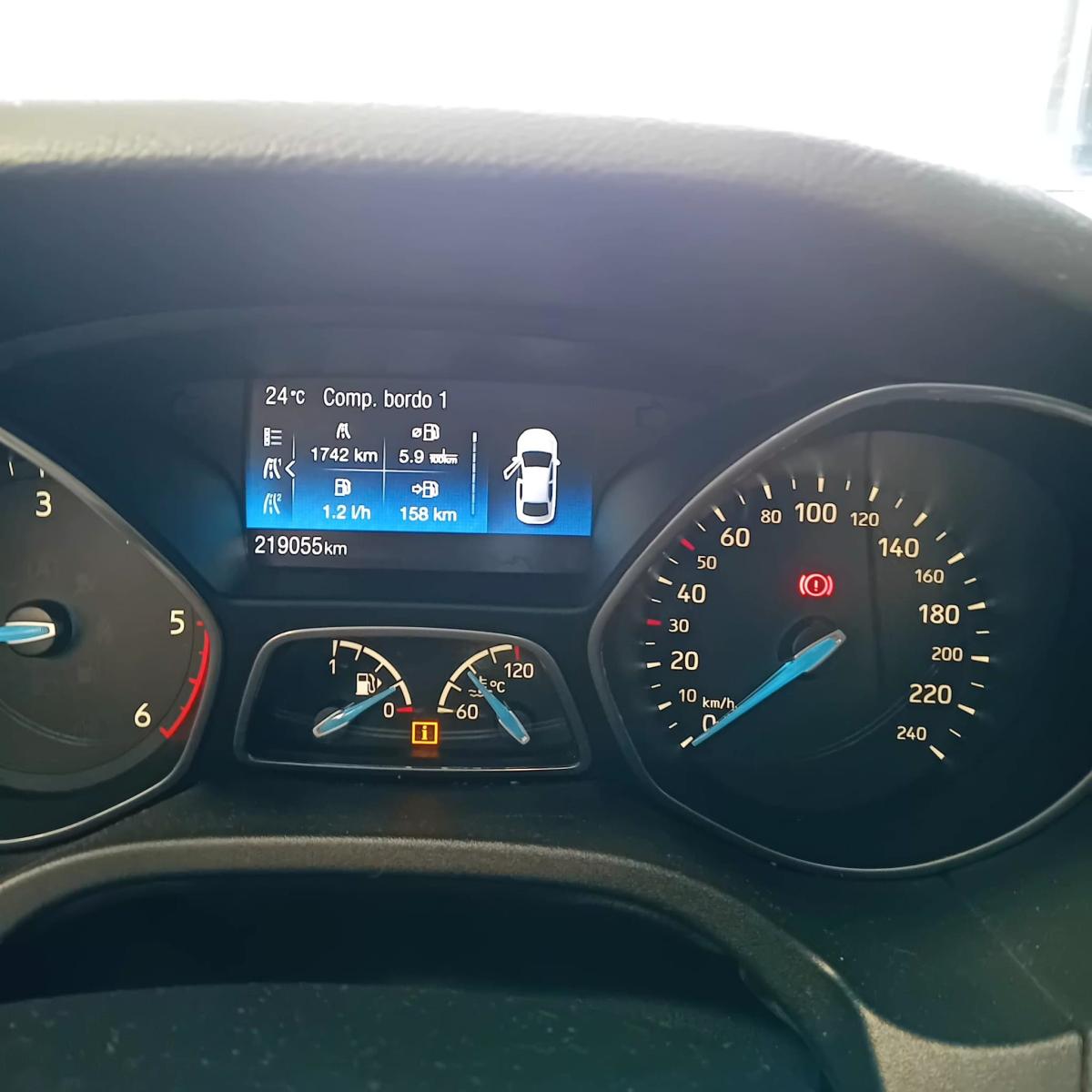 ford-focus-2016-diesel-1499cc
