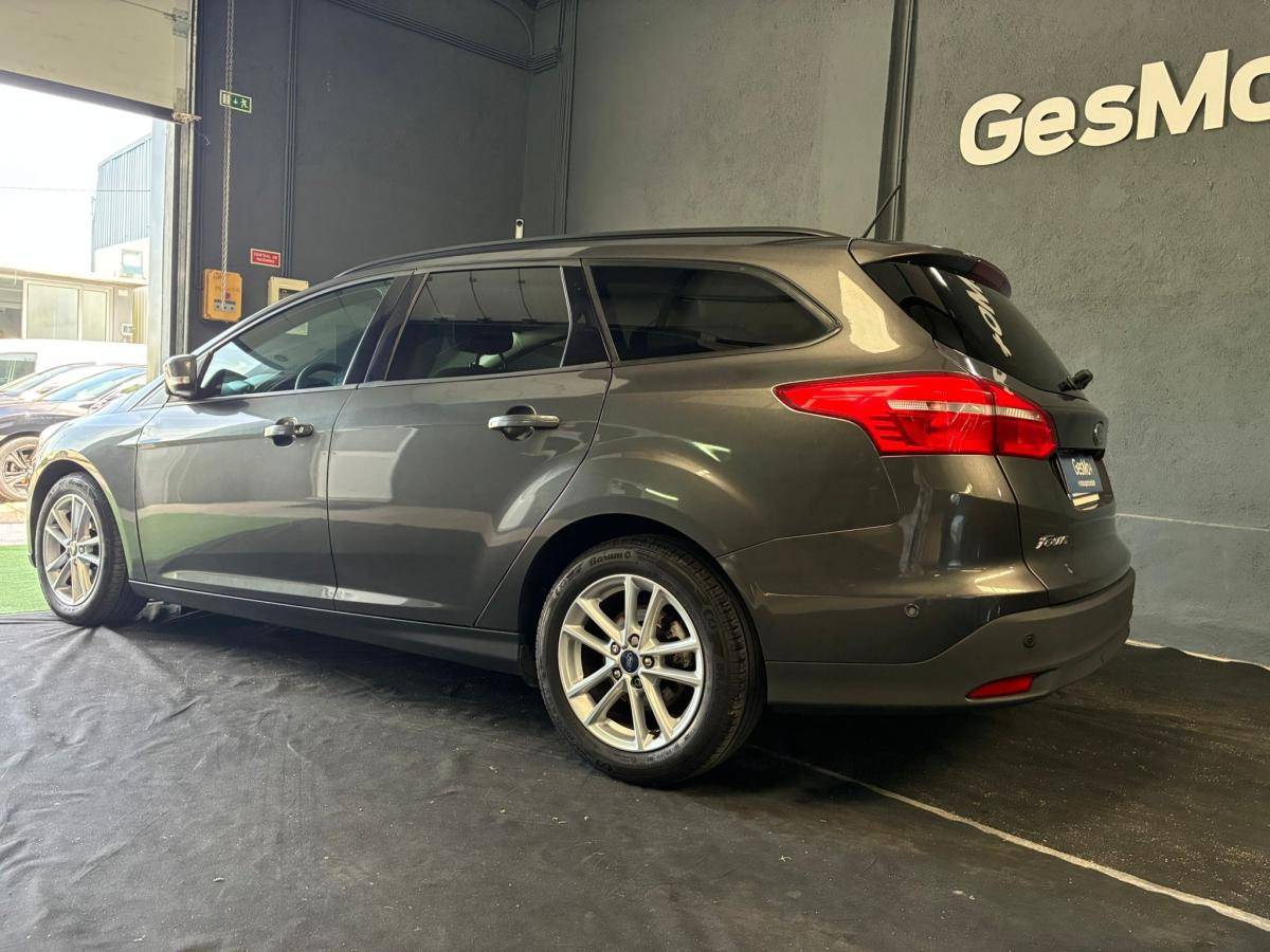 ford-focus-sw-2018-diesel-1499cc