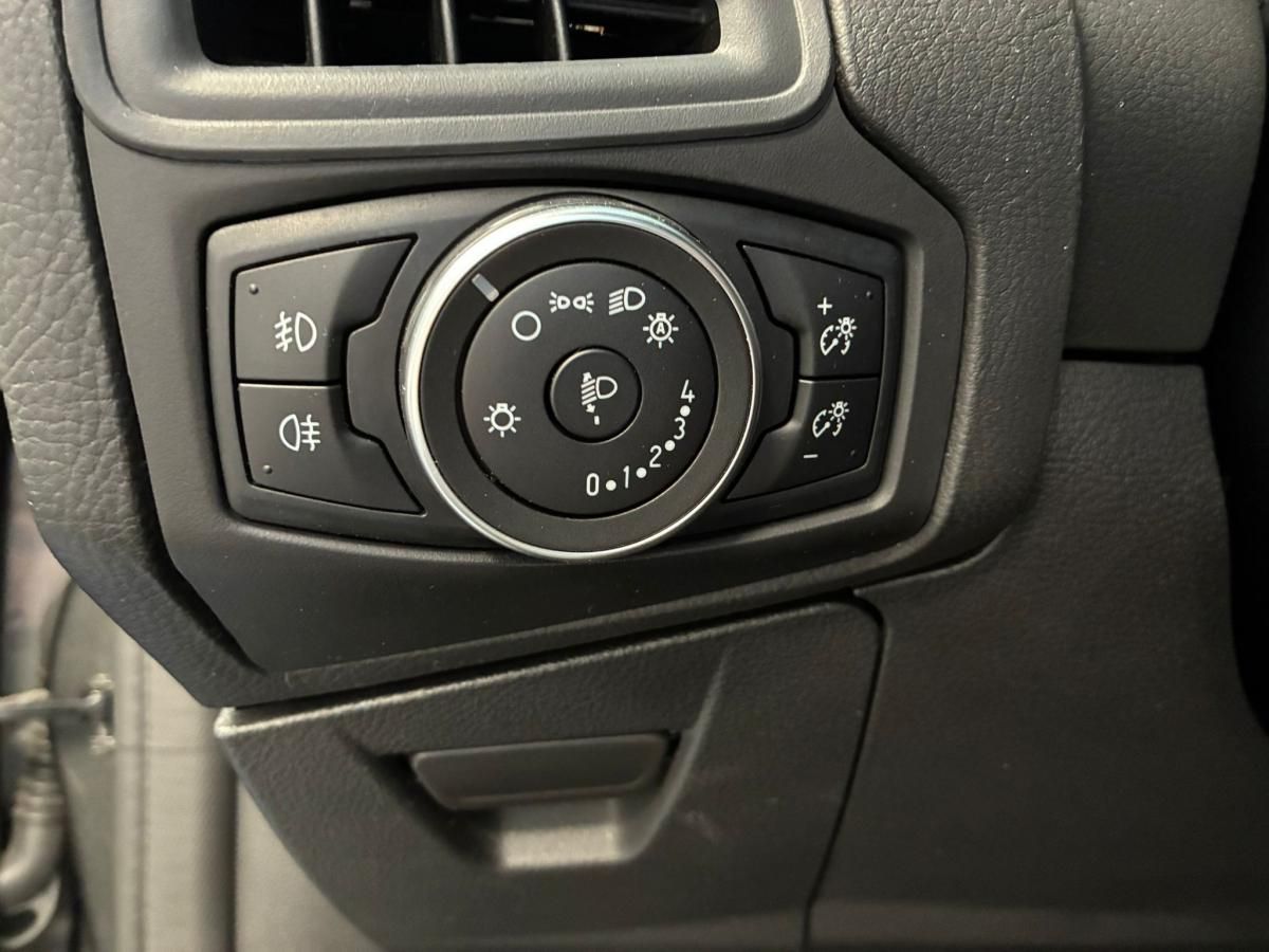 ford-focus-sw-2018-diesel-1499cc