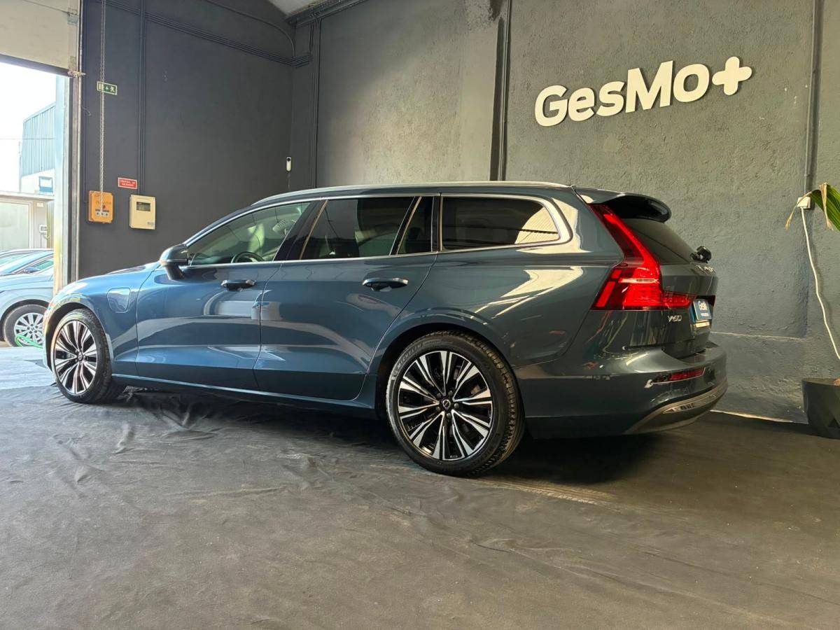 volvo-v60-2023-hibrido-a-gasolina-1969cc