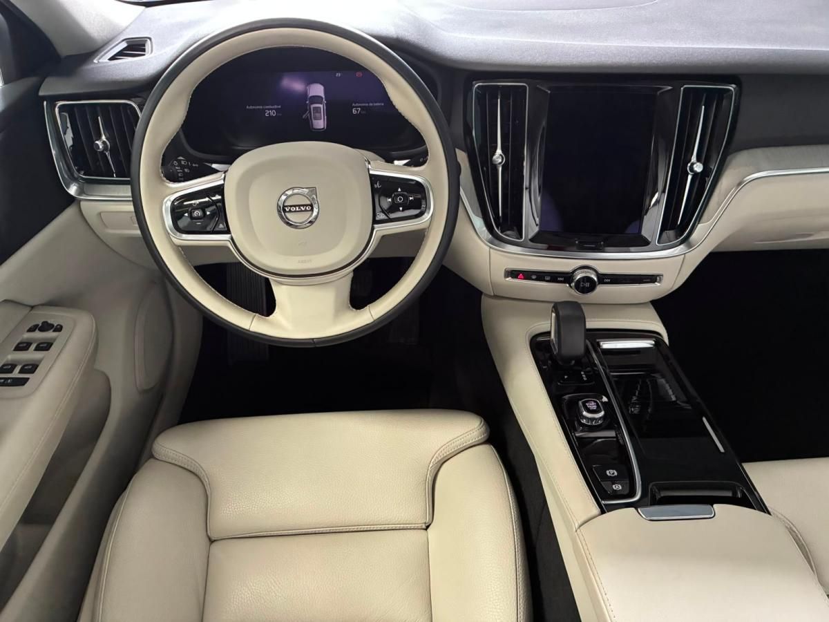 volvo-v60-2023-hibrido-a-gasolina-1969cc