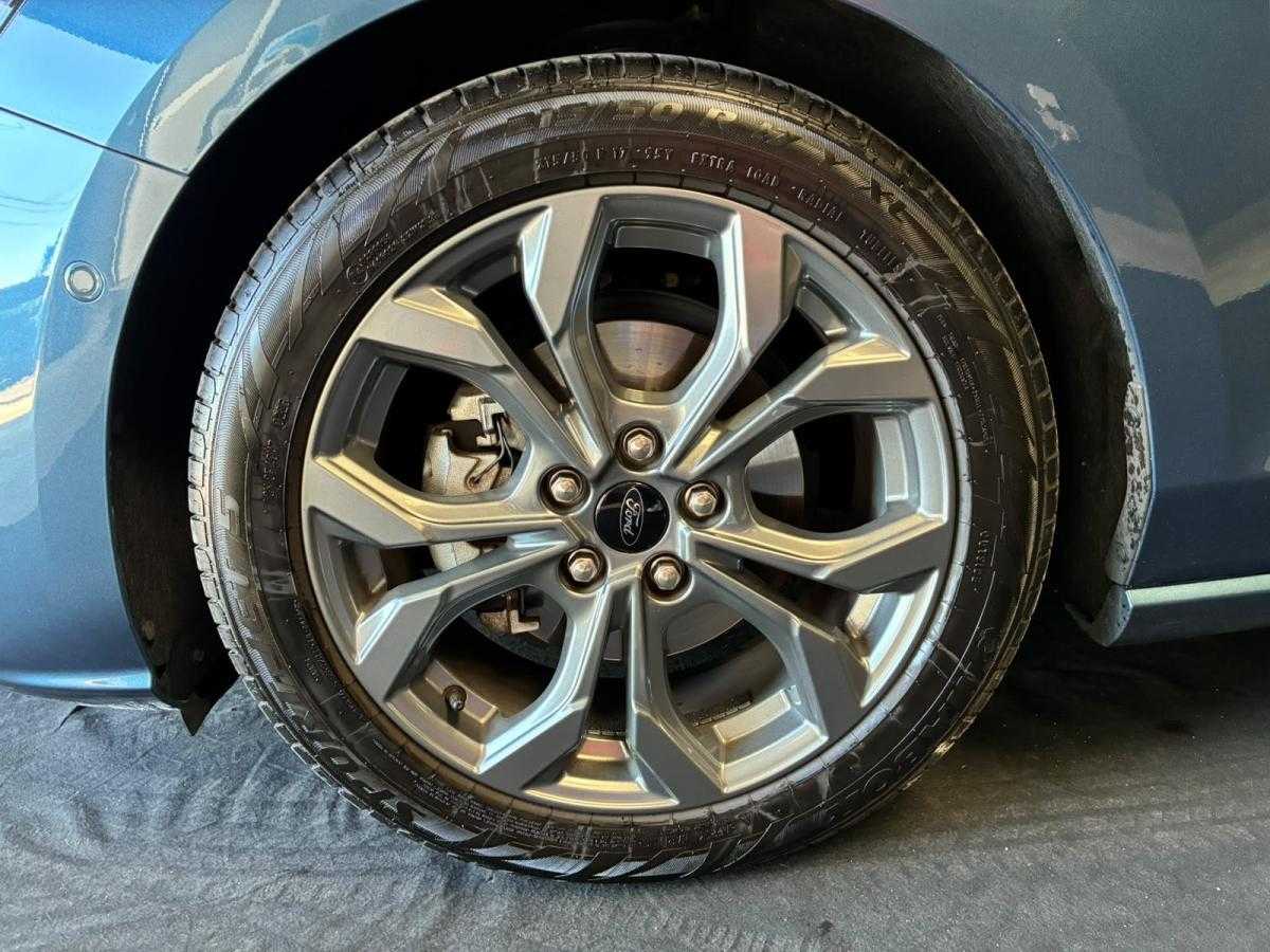 ford-focus-2025-gasolina-998cc