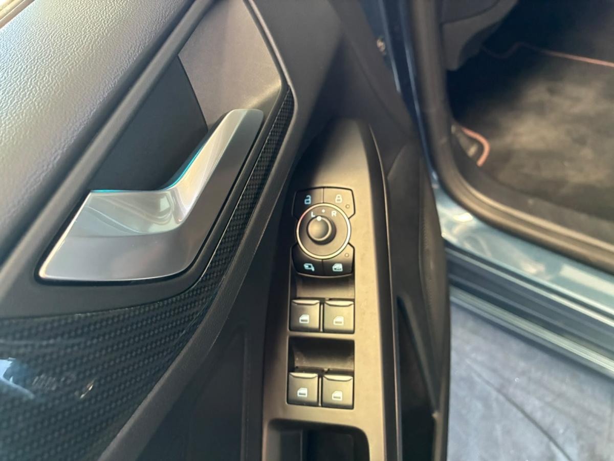 ford-focus-2025-gasolina-998cc