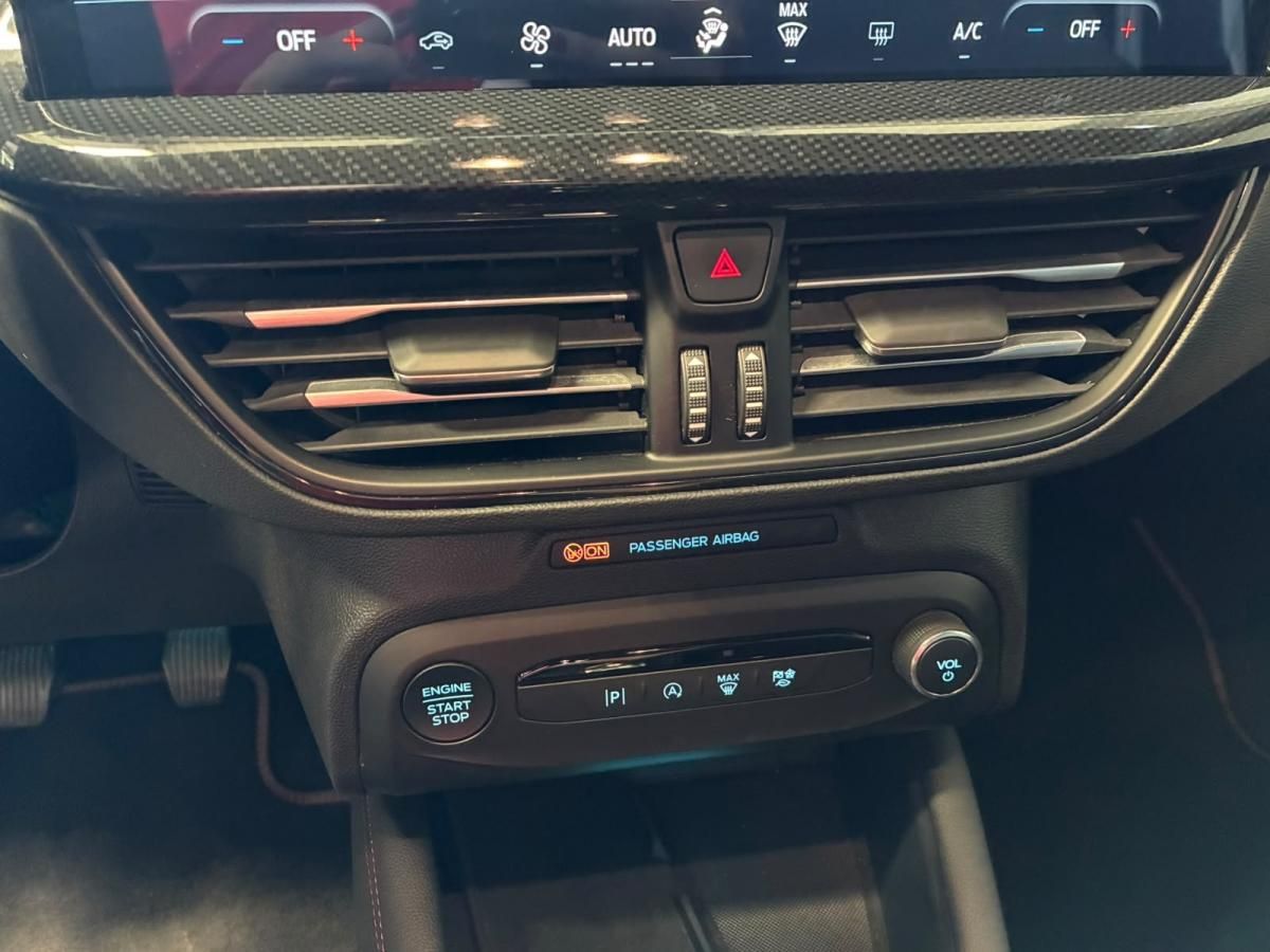 ford-focus-2025-gasolina-998cc