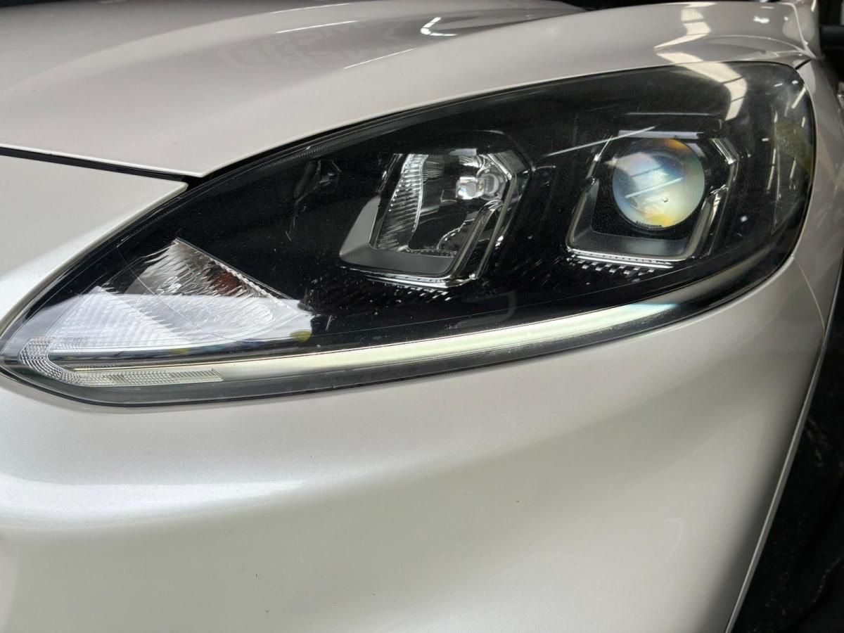 ford-kuga-2021-gasolina-1499cc