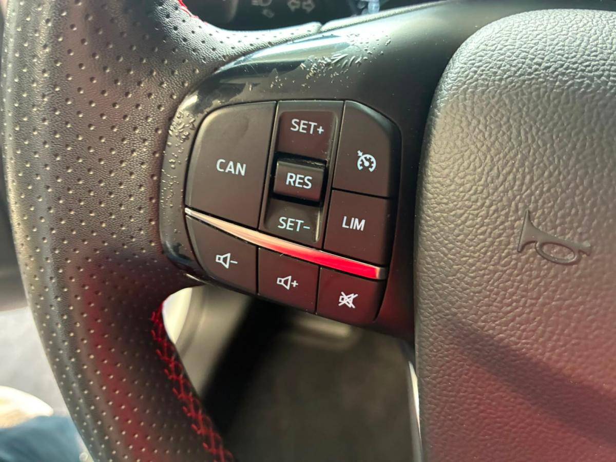 ford-focus-2023-gasolina-998cc