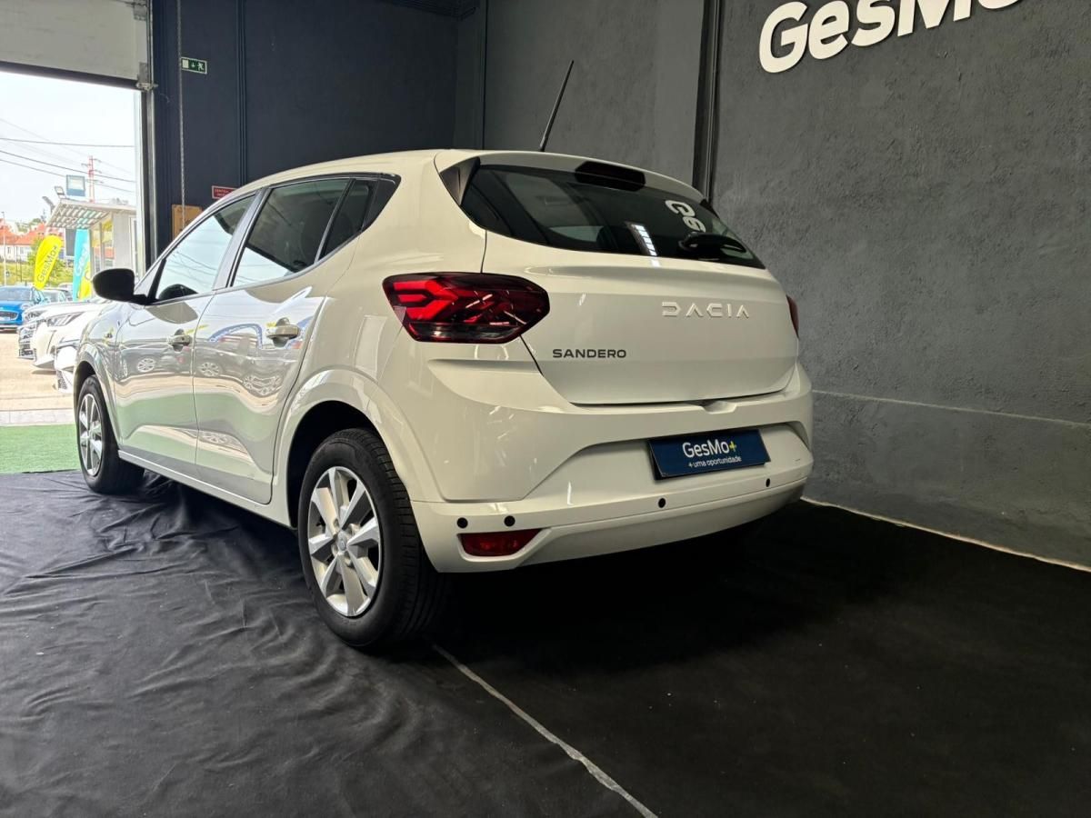 dacia-sandero-2023-gasolina-999cc