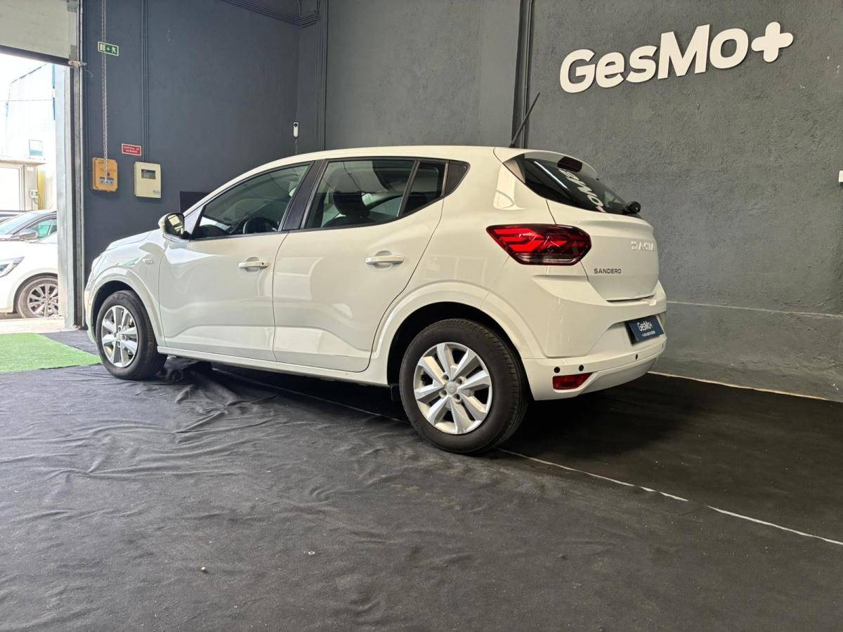 dacia-sandero-2023-gasolina-999cc