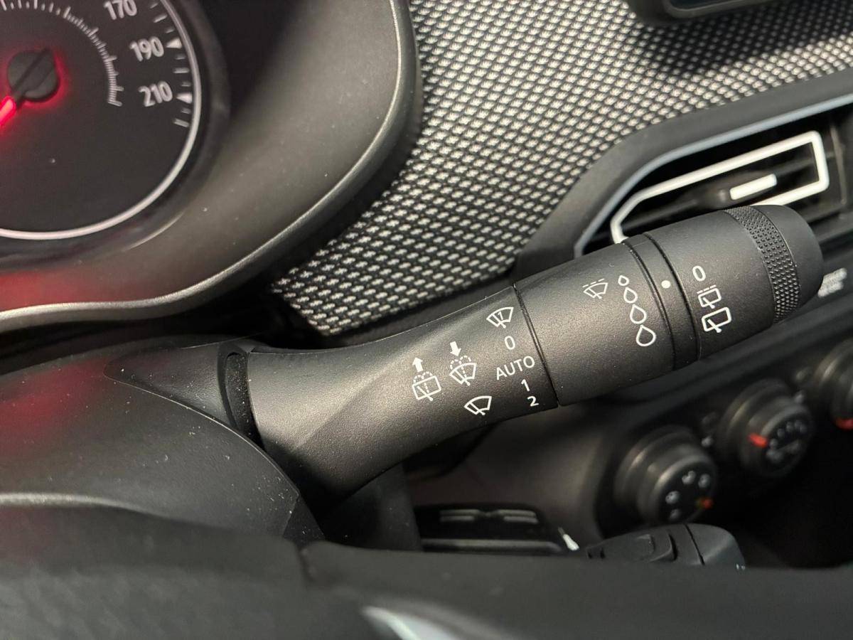 dacia-sandero-2023-gasolina-999cc