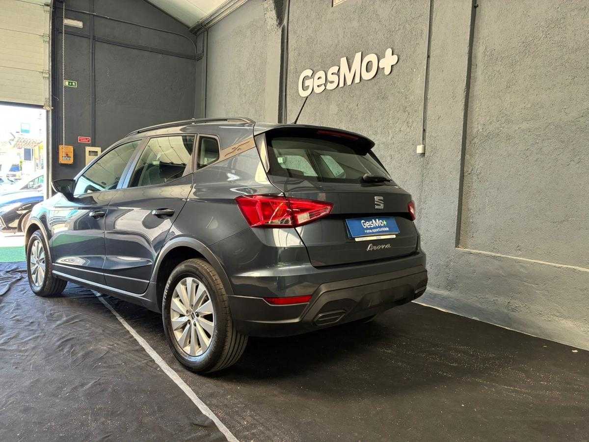 seat-arona-2022-gasolina-999cc