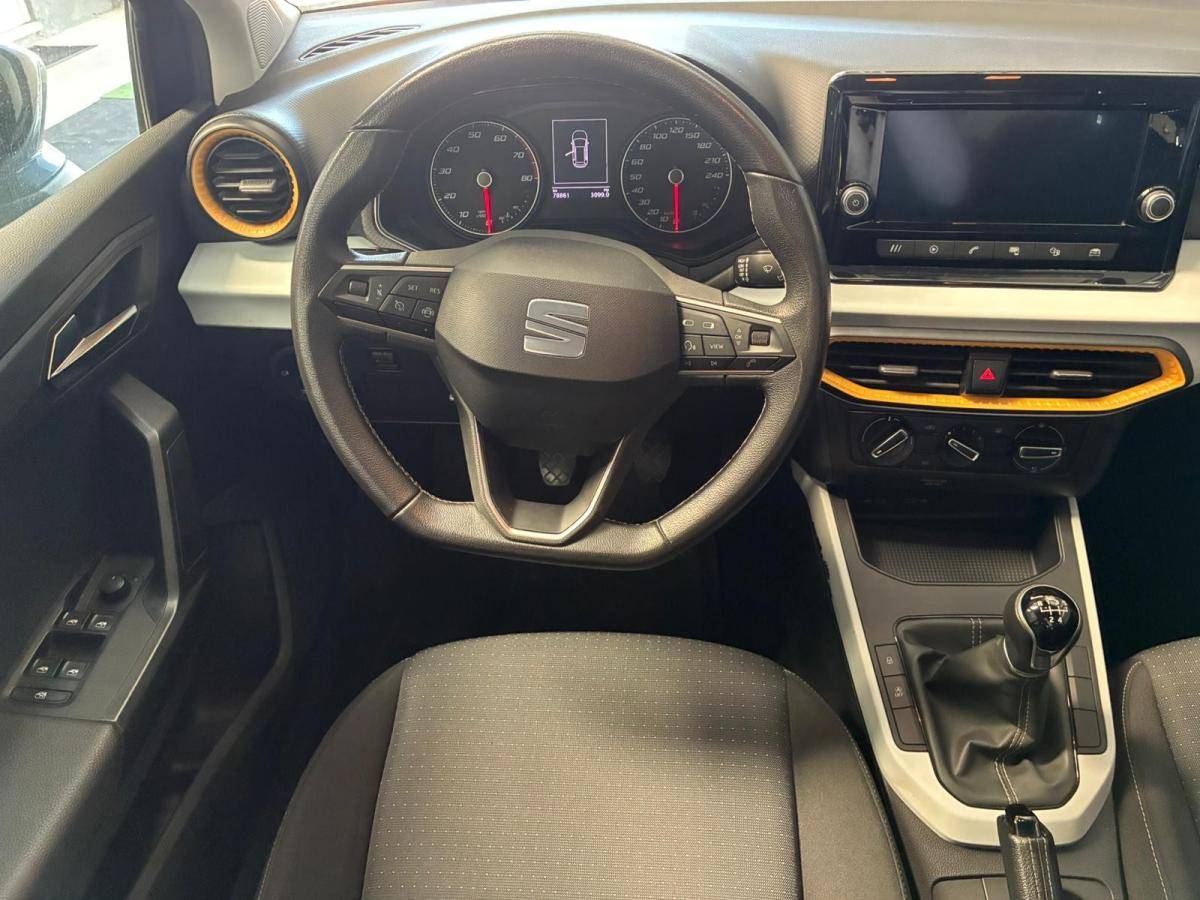 seat-arona-2022-gasolina-999cc
