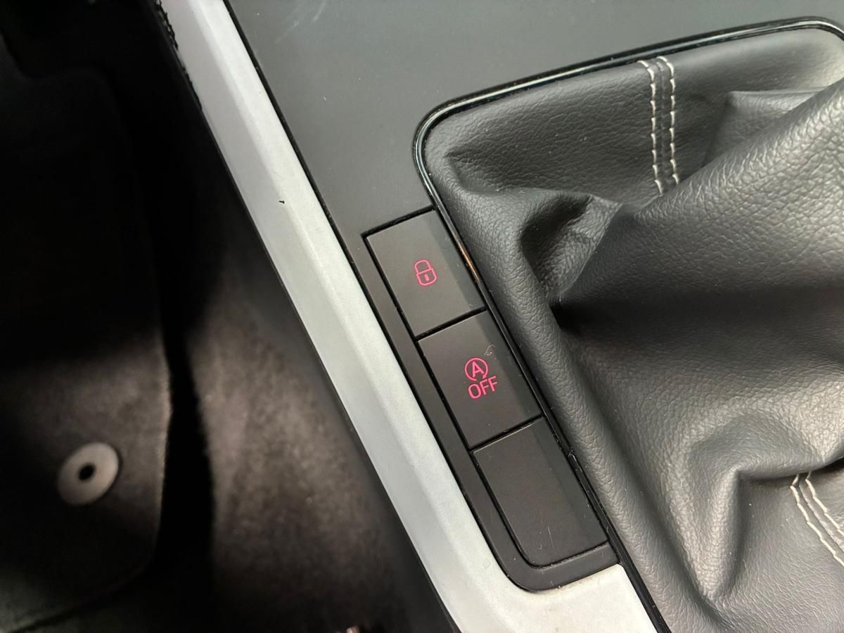 seat-arona-2022-gasolina-999cc