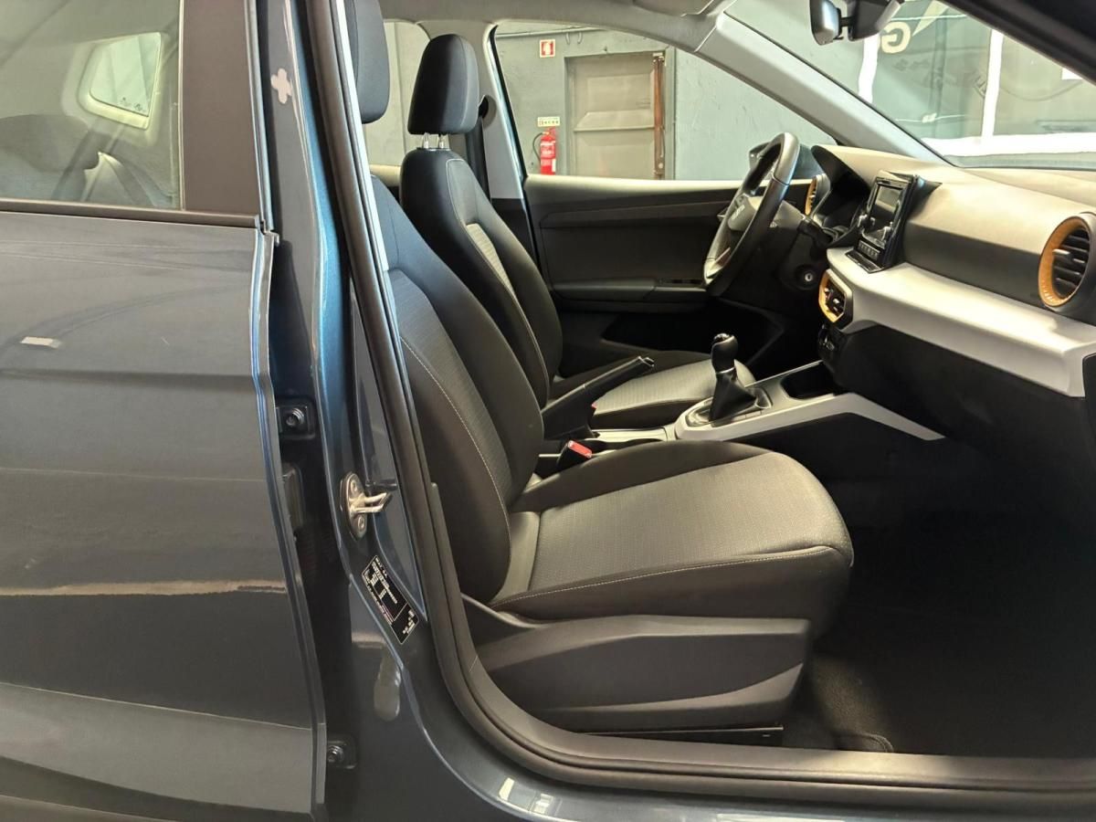 seat-arona-2022-gasolina-999cc