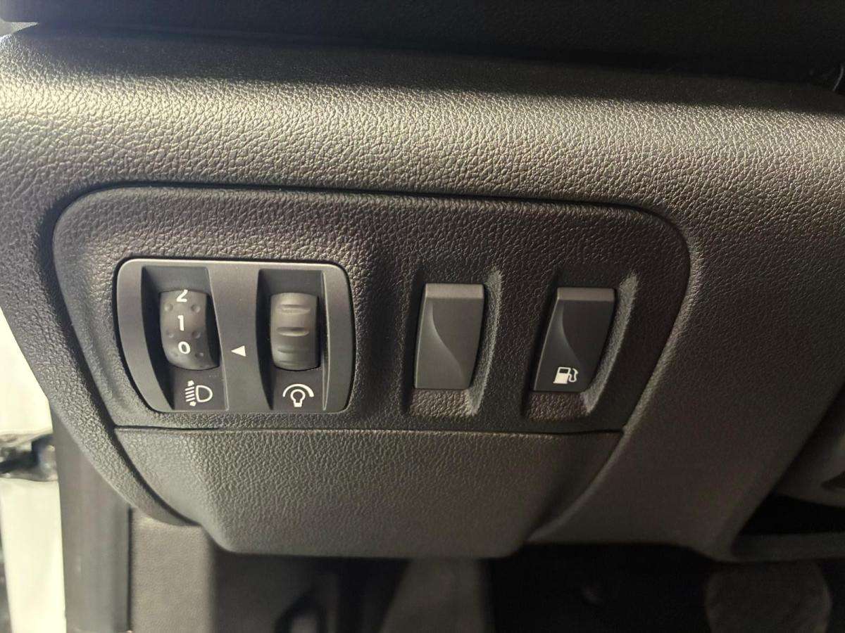 renault-megane-sport-tourer-2023-hibrido-a-gasolina-1598cc
