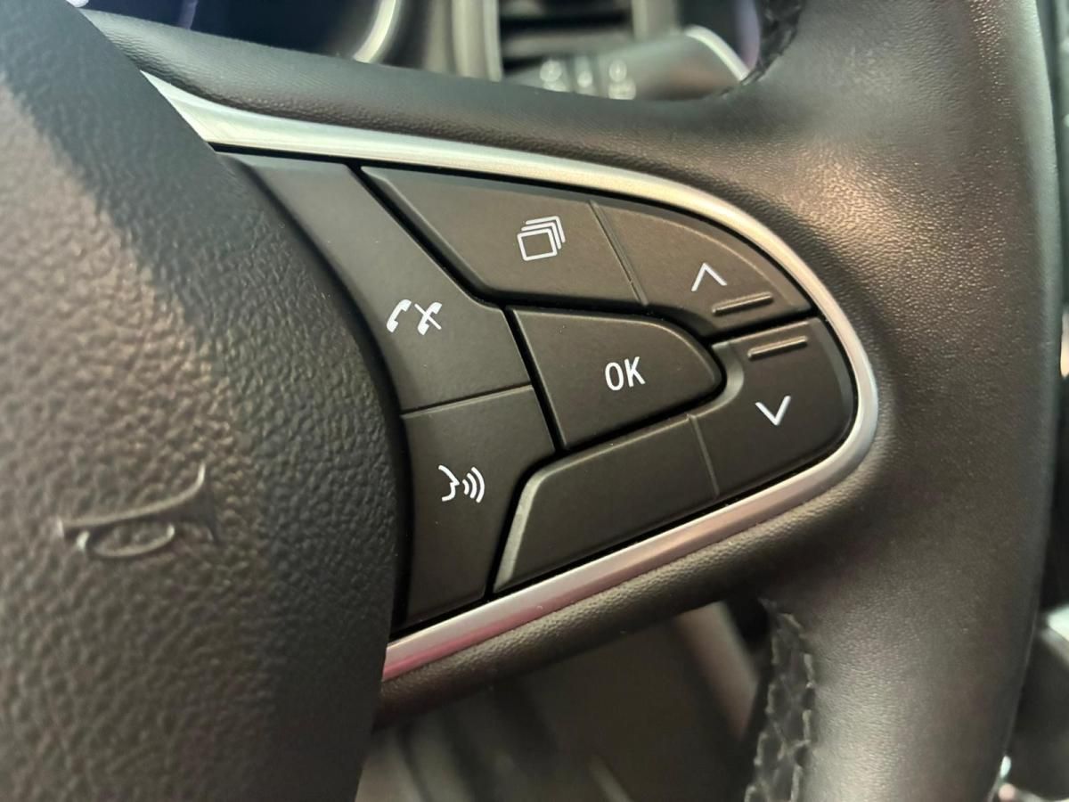 renault-megane-sport-tourer-2023-hibrido-a-gasolina-1598cc