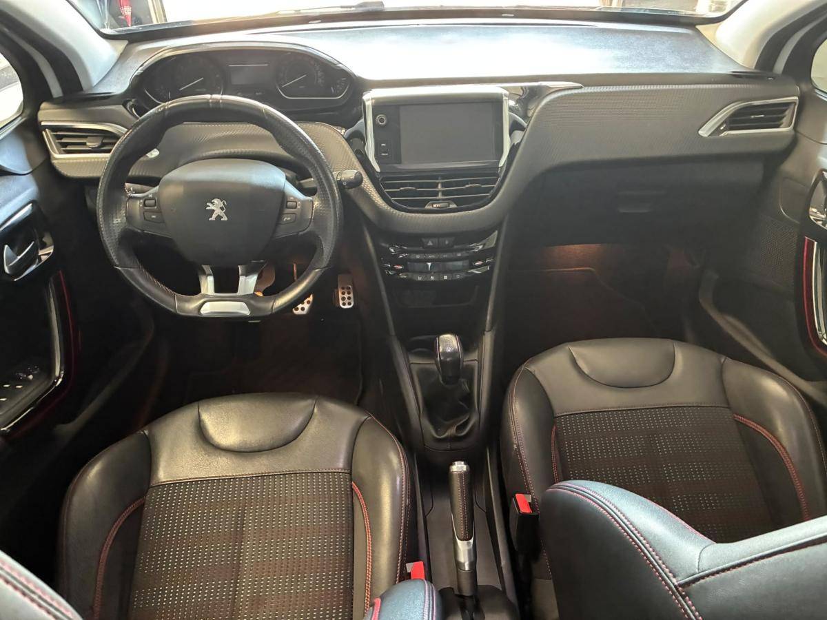 peugeot-208-2016-gasolina-1199cc