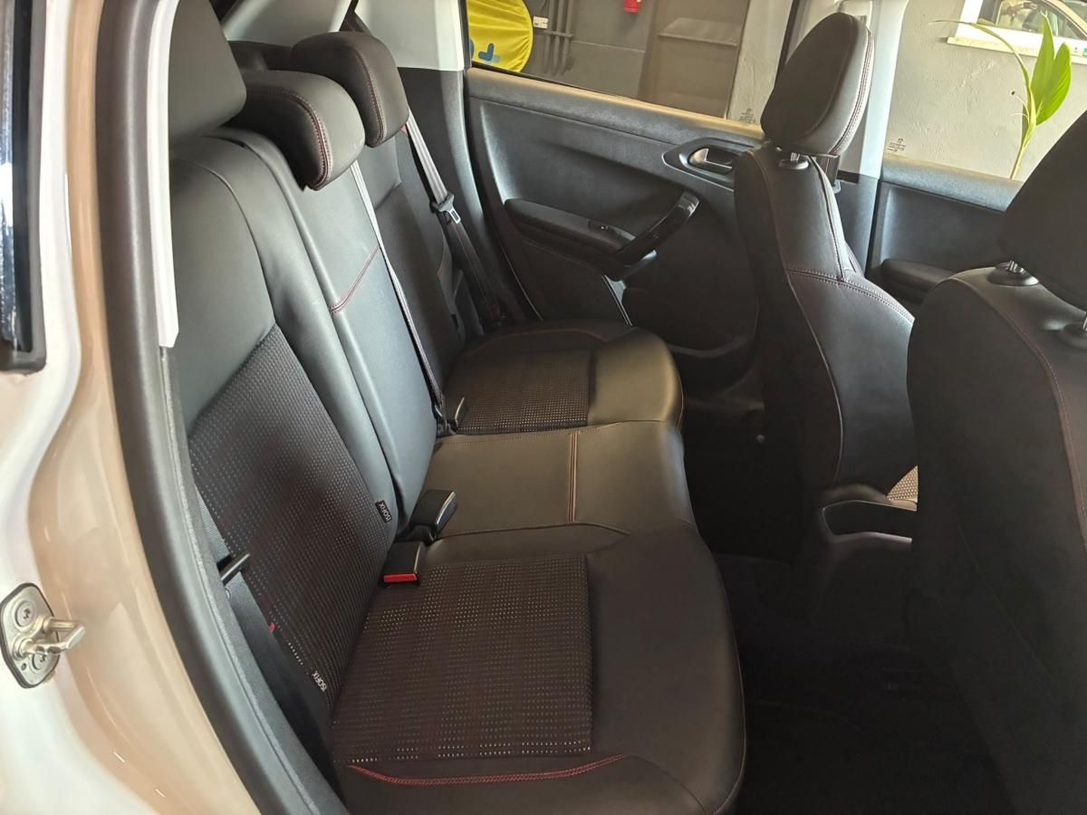 peugeot-208-2016-gasolina-1199cc