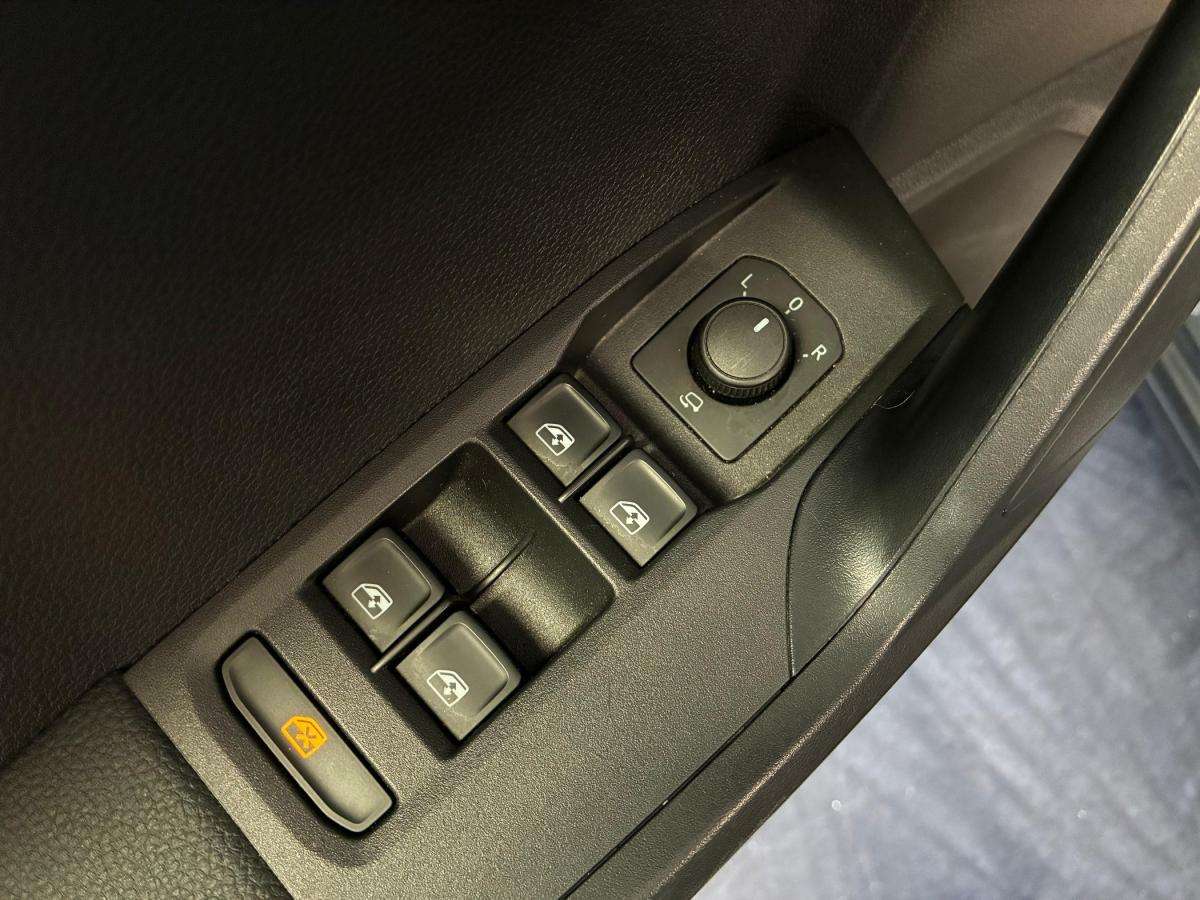 seat-ibiza-2025-gasolina-999cc