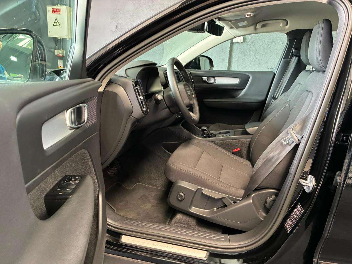 volvo-xc40-2022-hibrido-a-gasolina-1477cc