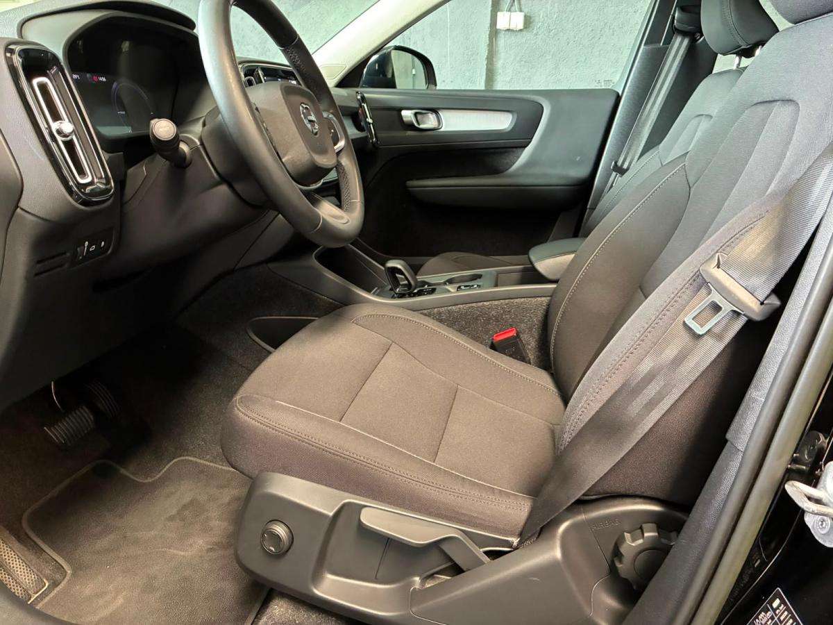 volvo-xc40-2022-hibrido-a-gasolina-1477cc