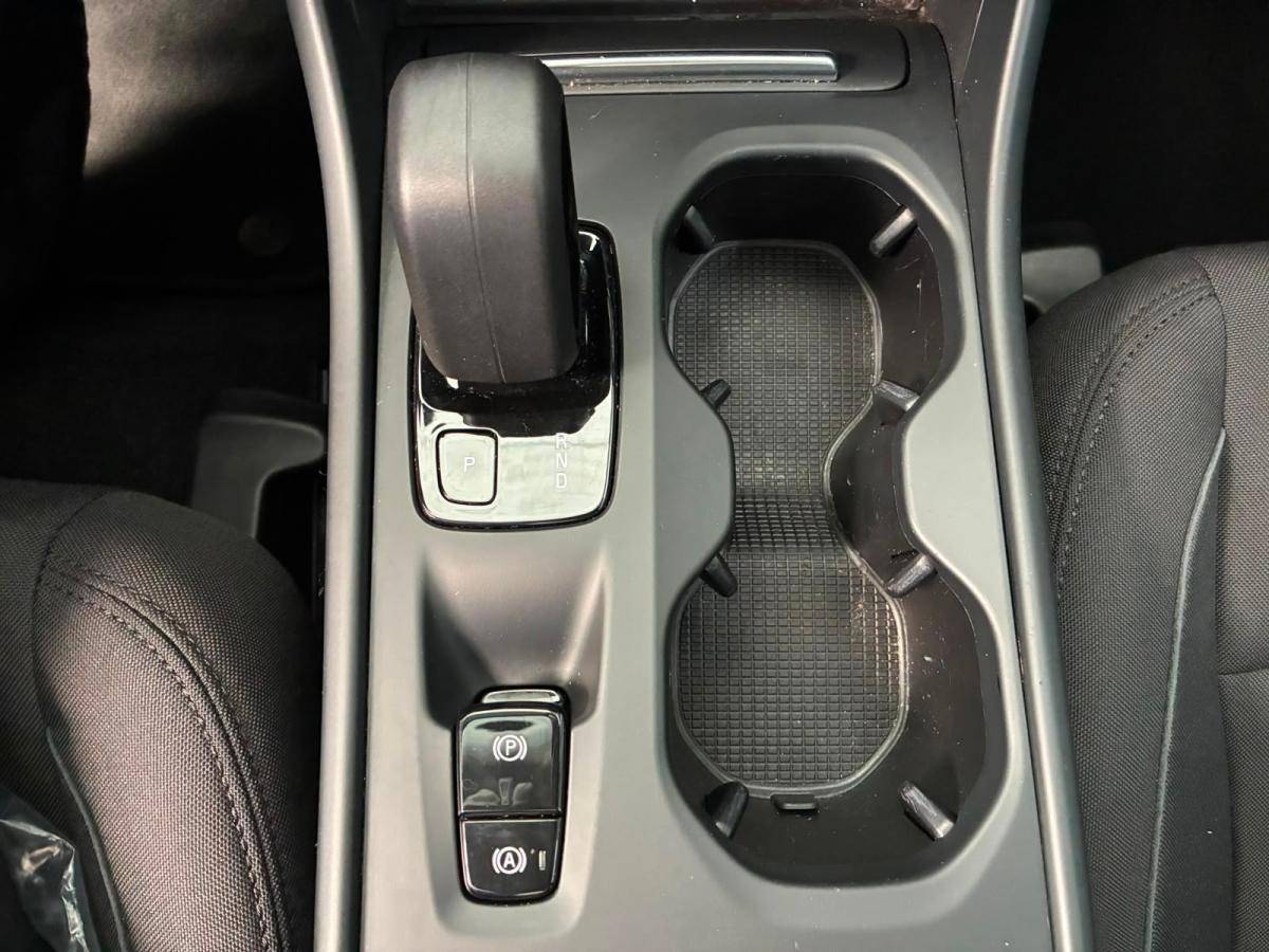 volvo-xc40-2022-hibrido-a-gasolina-1477cc