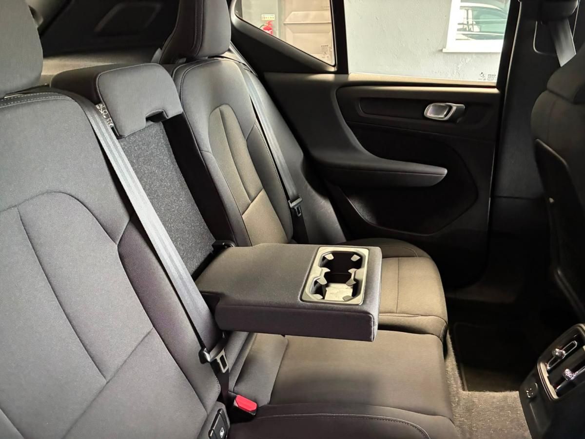 volvo-xc40-2022-hibrido-a-gasolina-1477cc