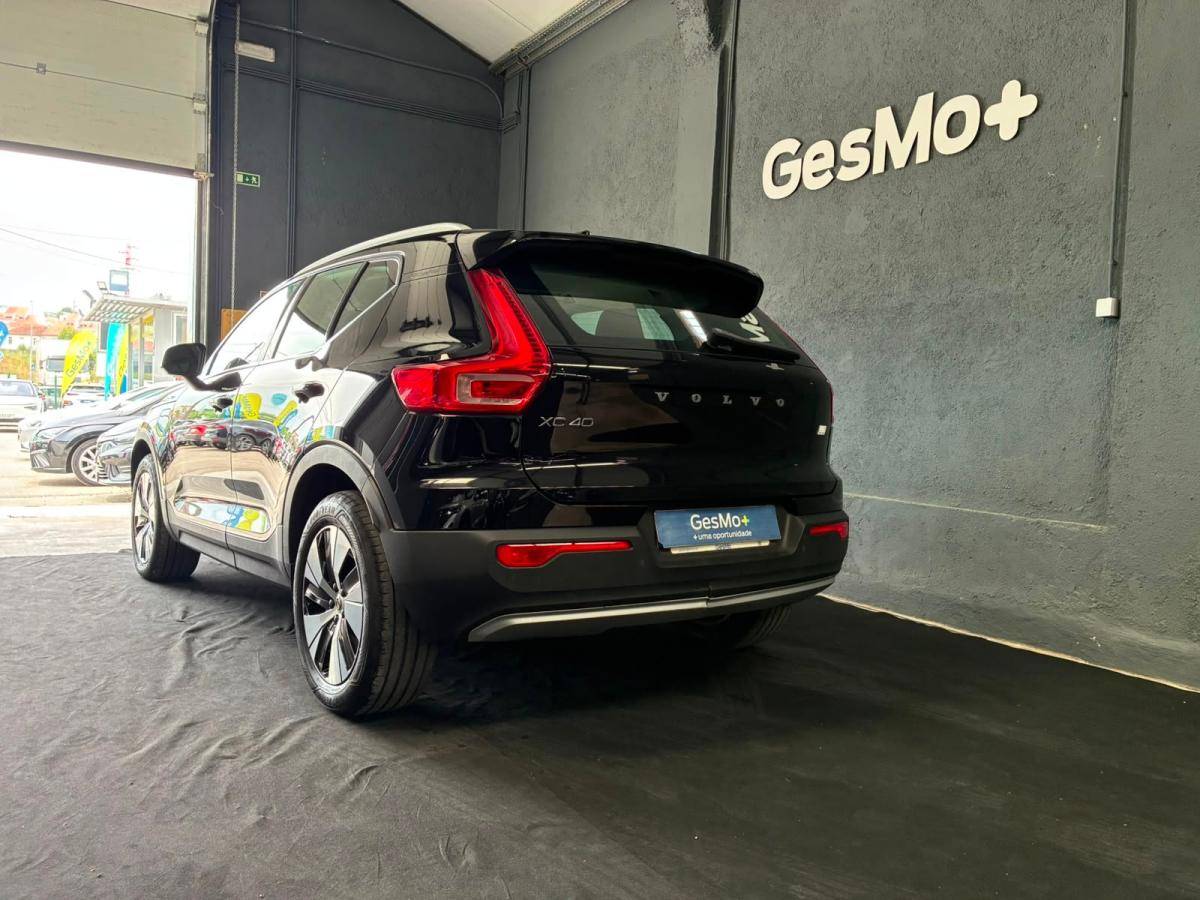 volvo-xc40-2022-hibrido-a-gasolina-1477cc